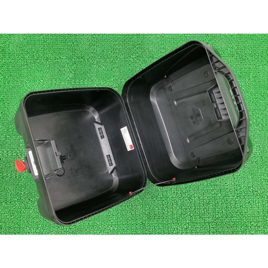 GIVI製 トップケース 社外 中古 バイク 部品 B32NBD BOLD 鍵・ベース 