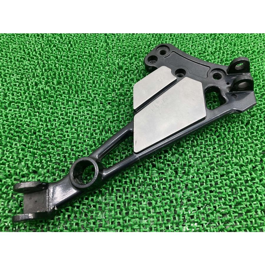 カワサキ（Kawasaki） ゼファー750 ステッププレート 右 103 純正 中古
