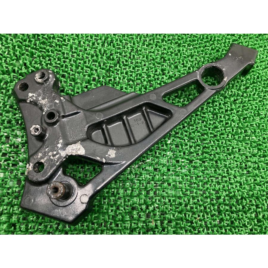 カワサキ（Kawasaki） ゼファー750 ステッププレート 右 103 純正 中古
