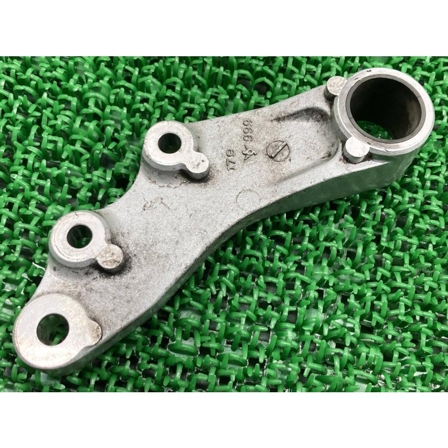 カワサキ（Kawasaki） ゼファー400 リアブレーキキャリパーサポート
