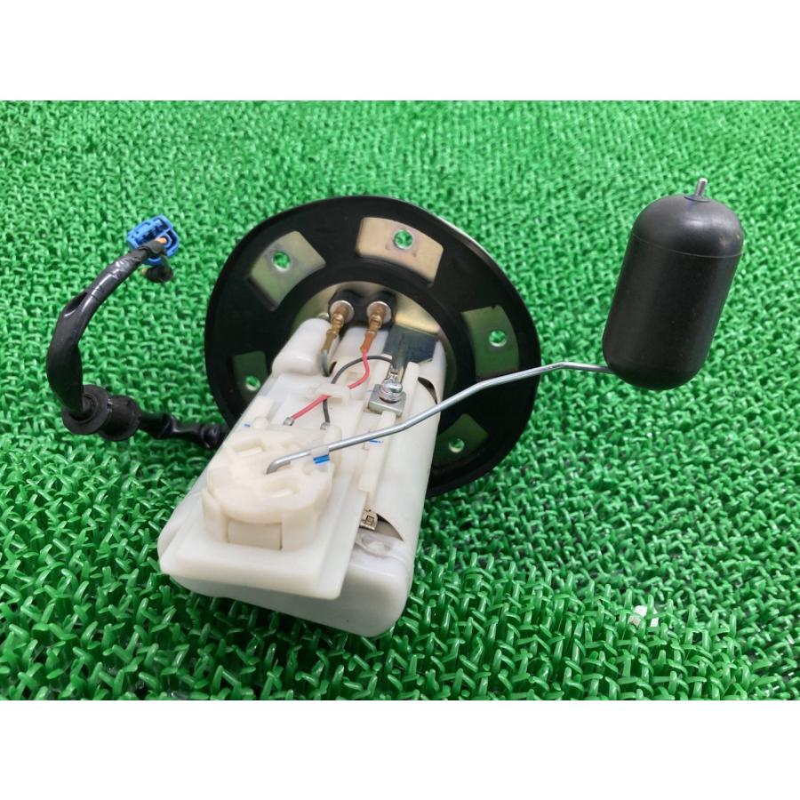 CBR250RR フューエルポンプ UC-T35HU62 ホンダ 純正 中古 MC51 フューエルセンサー Tm ホンダ（HONDA） CBR250RR フューエルポンプ UC-T35HU62 純正 中古
