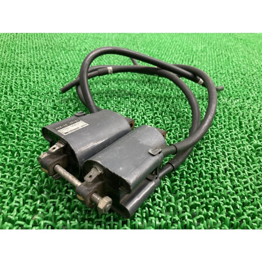 FZR250 イグニッションコイル 2KR-50 ヤマハ 純正 中古 バイク 部品 2KR 2個セット プラグコード 機能的問題無し お安くどうぞ aQ YAMAHA（ヤマハ） FZR250 イグニッションコイル 2KR-50 純正 中古