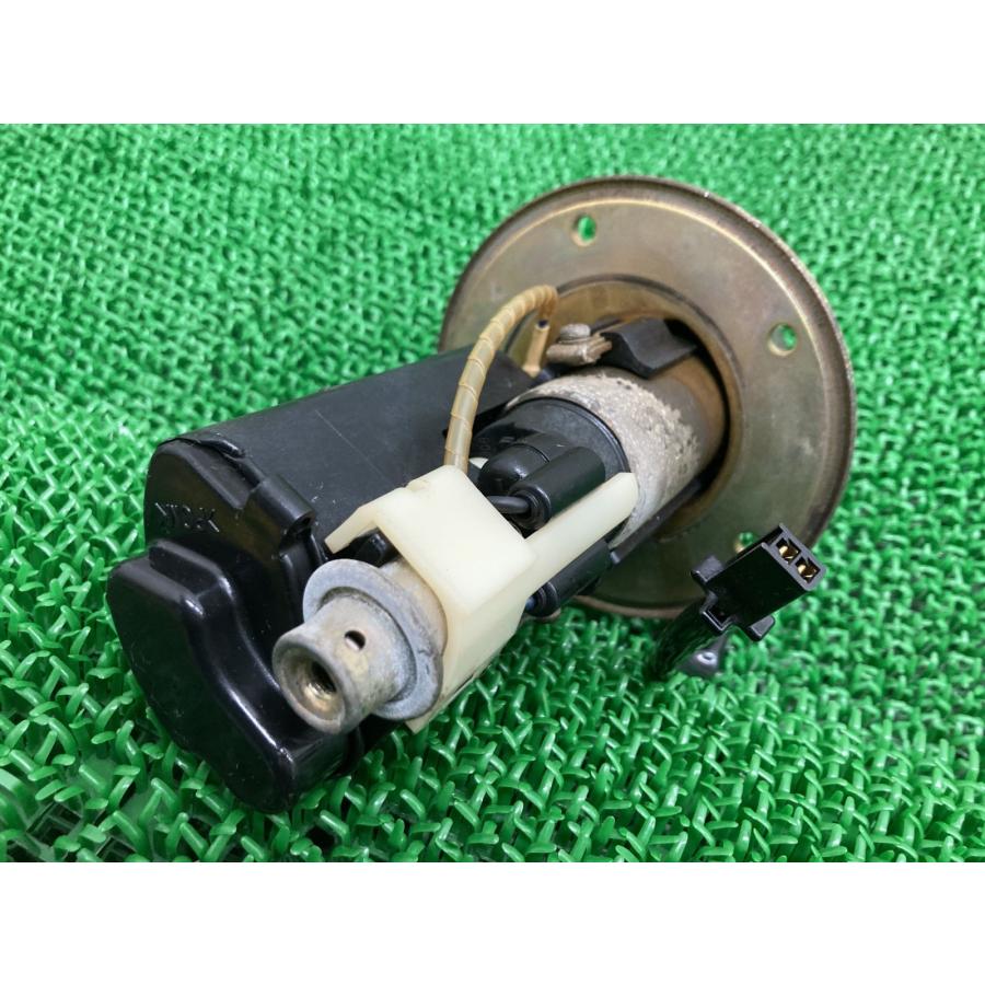 GSX1400 フューエルポンプ 15100-42F00 スズキ 純正 中古 GY71A フューエルセンサー 燃料ポンプ 機能的問題無し 即日発送 Os スズキ（SUZUKI） GSX1400 フューエルポンプ 15100-42F00 純正 中古