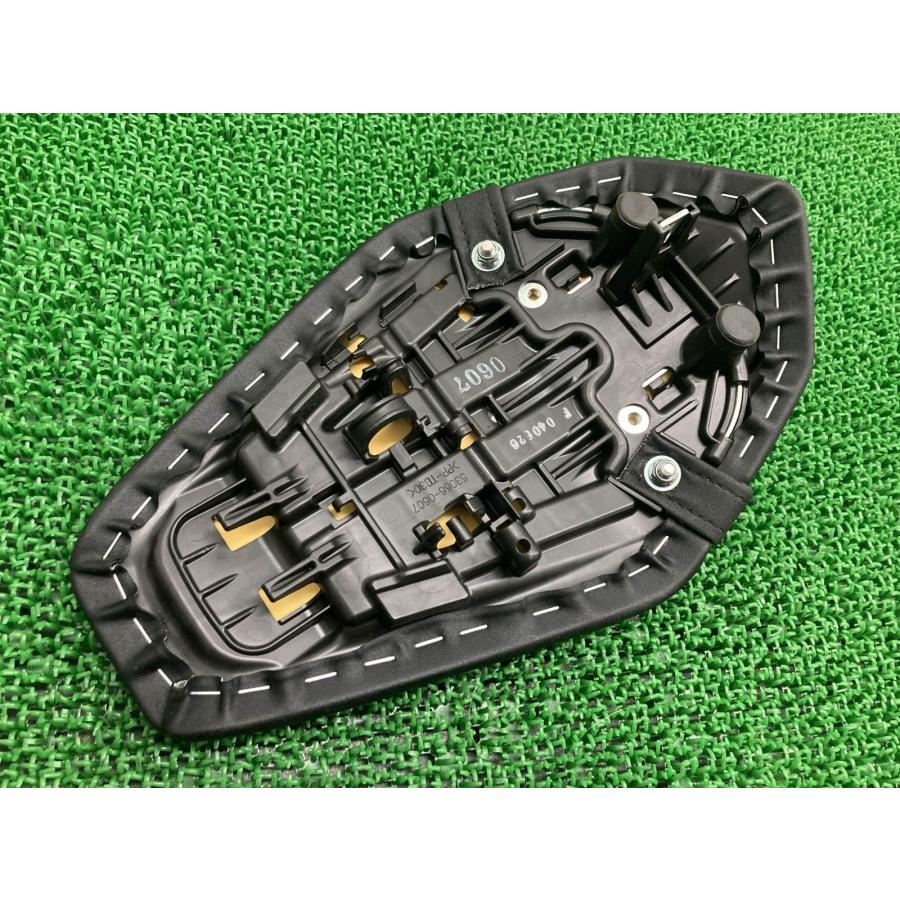 ZX-6R タンデムシート 53066-0607 カワサキ 純正 中古 バイク 部品