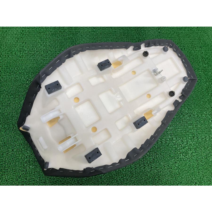 スズキ（SUZUKI） Vストローム650 シート 28K 純正 中古 バイク 部品