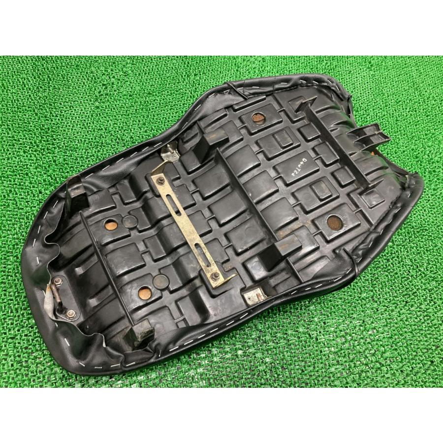 バリオス シート カワサキ 純正 中古 バイク 部品 ZR250A BALIUS シートバンド 張替済 タックロール カスタム素材に 車検 Genuine Xy_2
