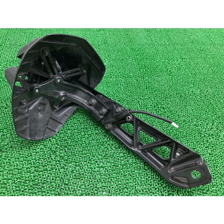 YAMAHA（ヤマハ） MT-09 リアフェンダー BS2 純正 中古 バイク 部品