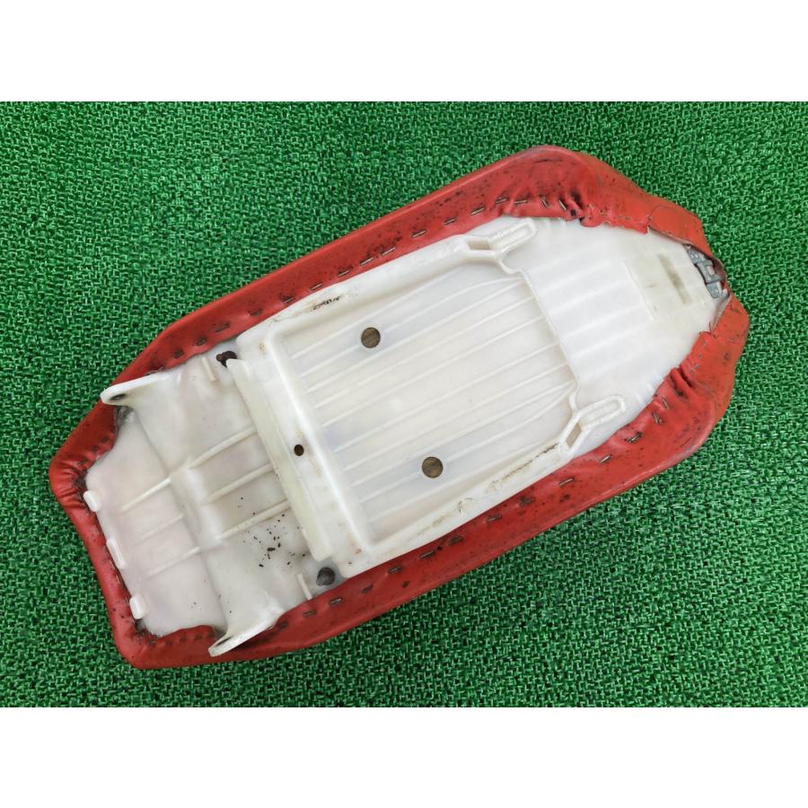 CRM250R 純正シート改 ホンダ（HONDA） CRM250R シート 純正 中古 バイク 部品 MD24 91〜93年