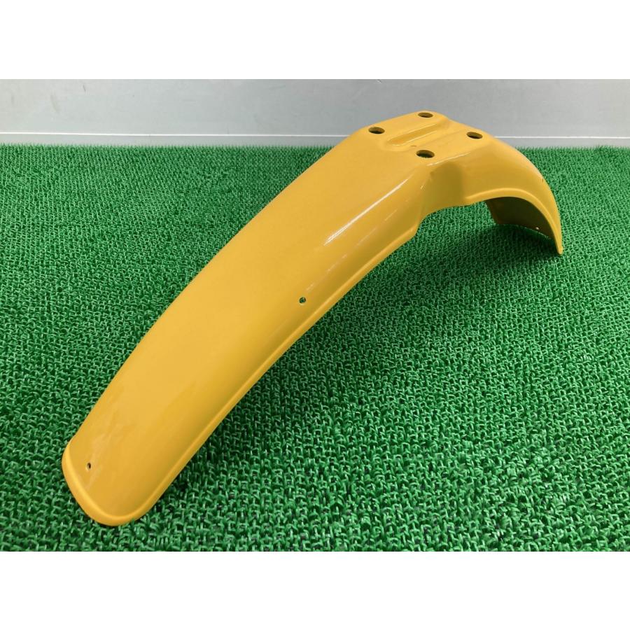 DT125 フロントフェンダー ヤマハ 純正 中古 バイク 部品 2N0 黄色塗装 当時物 カスタム素材に 割れ欠け無し 品薄 車検 Genuine bC_1