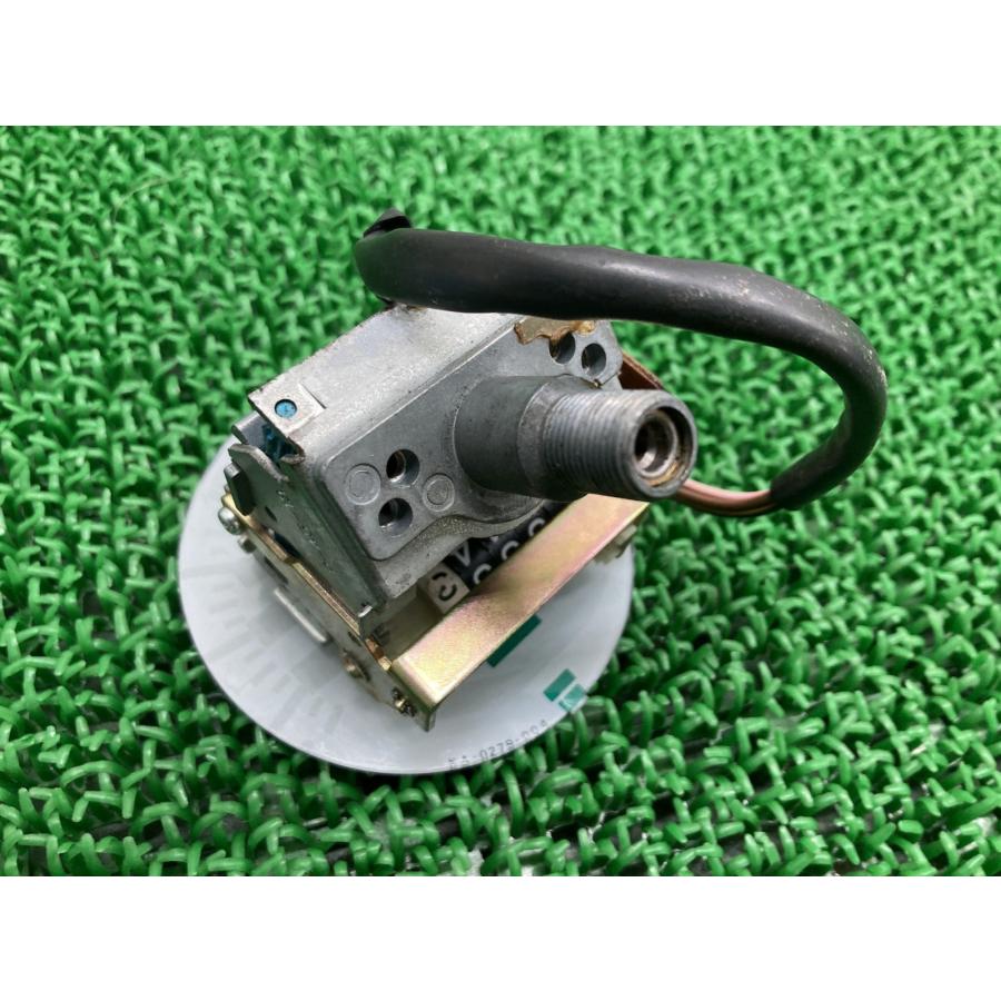 カワサキ（Kawasaki） ゼファー750 スピードメーター 1465 純正 中古