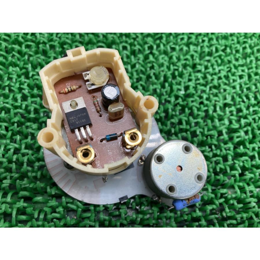 ジェイド タコメーター 0252-001 ホンダ 純正 中古 バイク 部品 MC23 JADE 水温計 テンプメーター 機能的問題無し 車検 Genuine Zm ホンダ（HONDA） ジェイド タコメーター 0252-001 純正 中古 バイク