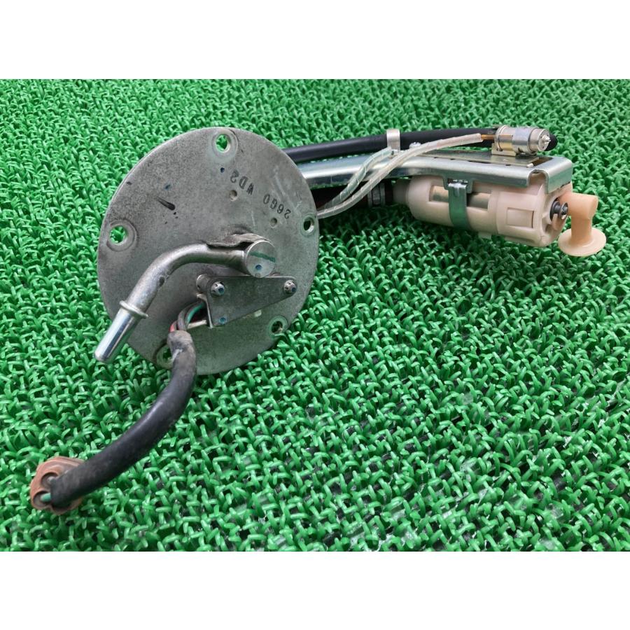 スズキ（SUZUKI） ST250E フューエルポンプ 26G0 純正 中古 バイク
