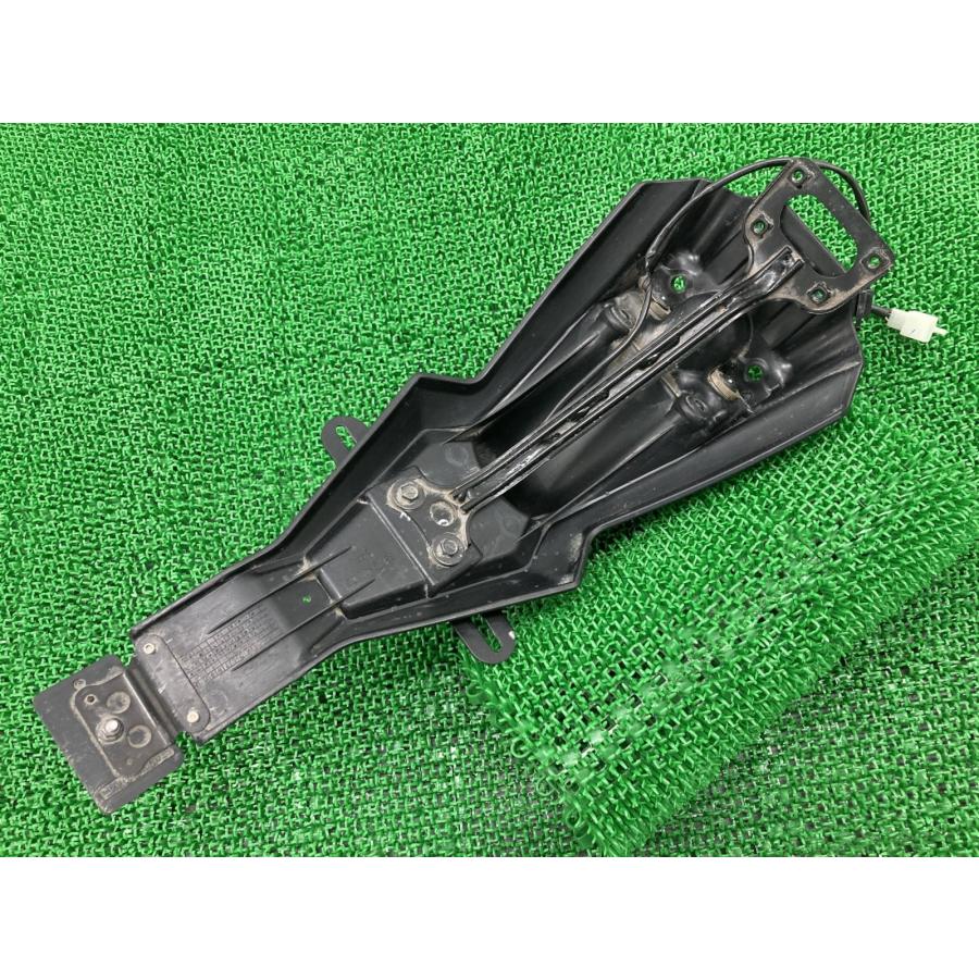 KLX125 D トラッカー125リアフェンダー 35019-0103純正中古 カワサキ（Kawasaki） KLX125 Dトラッカー125 リアフェンダー 35019