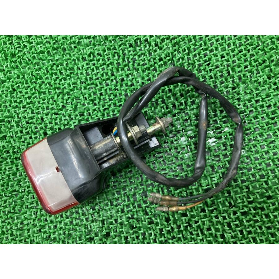 セロー225 テールランプ 040-5284/7666 ヤマハ 純正 中古 バイク 部品 3RW 040-5284 7666 SEROW225W 4JG 割れ欠け無し 車検 Genuine kOの画像