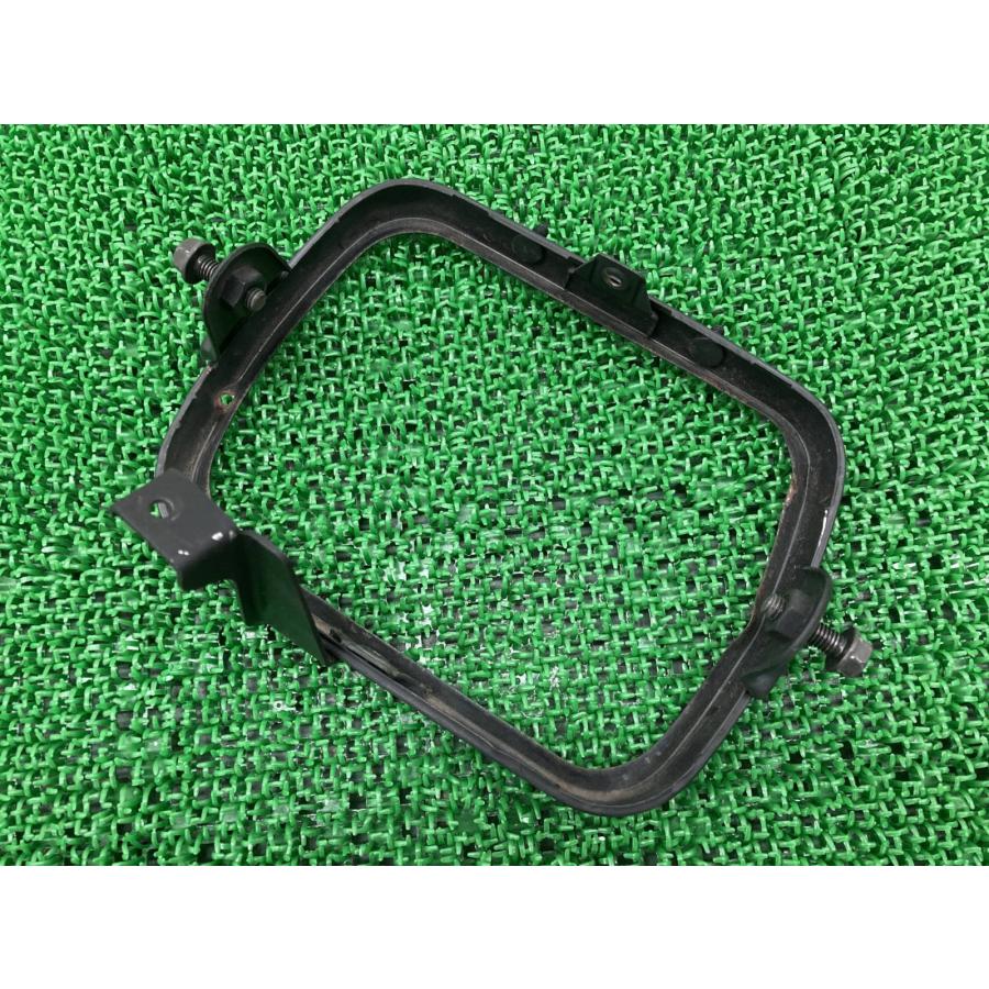 カワサキ（Kawasaki） ZRX400 ヘッドライトリム 001-5788 純正 中古