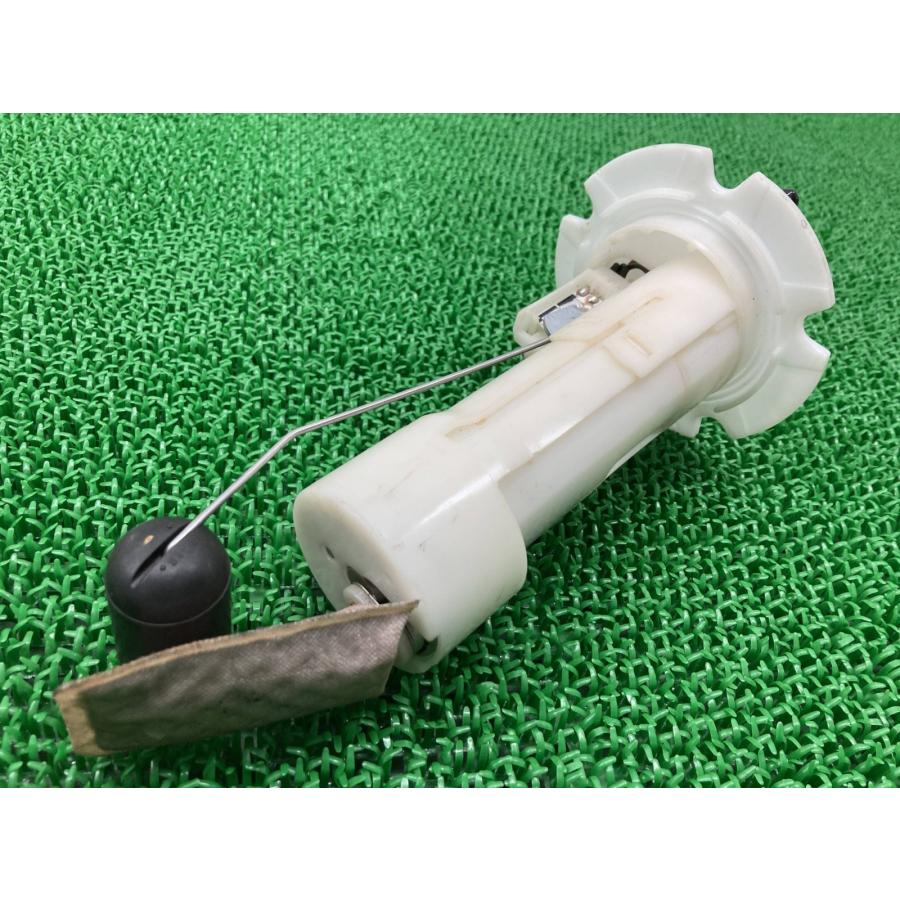 ホンダ（HONDA） フォルツァ フューエルポンプ KVZ 純正 中古 バイク