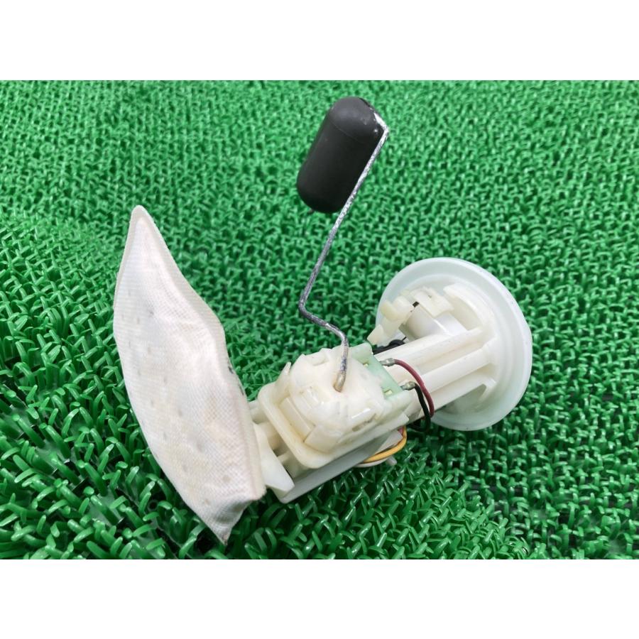 YAMAHA（ヤマハ） トリシティ125 フューエルポンプ 2CM 純正 中古