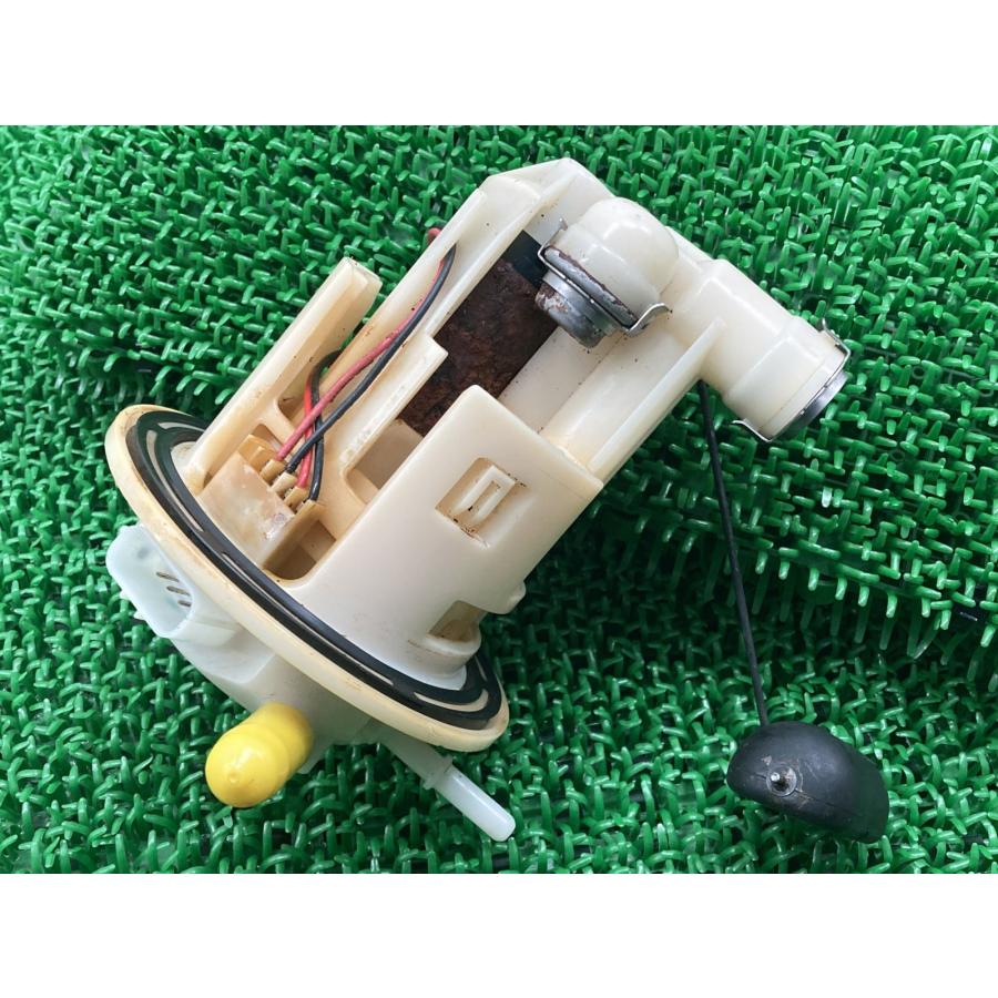 ホンダ　純正　 CBR250R フューエルポンプ ホンダ（HONDA） CBR250R フューエルポンプ 純正 中古 バイク 部品