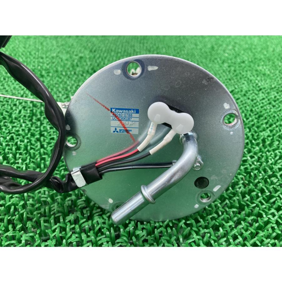 カワサキ（Kawasaki） ZX-4R フューエルポンプ 49040-0788 純正 中古
