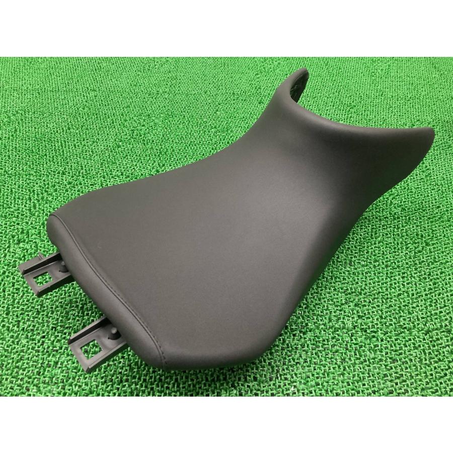 R1200R フロントシート 5253 8 550 755  純正 中古 52538550755 R1250R R1200RS gU BMW R1200R フロントシート 5253 8 550 755 BMW 純正 中古 バイク 部品