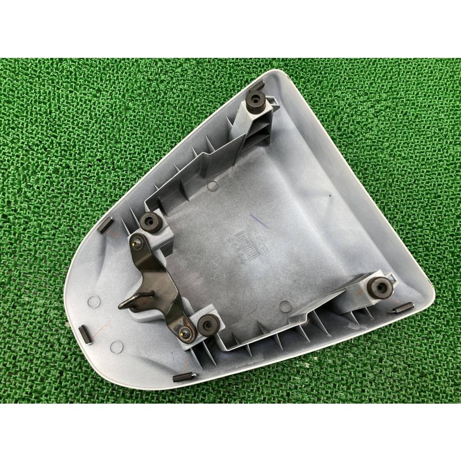 VFR800F シングルシートカウル パール MJM ホンダ 純正 バイク 部品 RC79 コンディション良好 品薄 希少品 人気色 【中古】 12 ホンダ（HONDA） VFR800F シングルシートカウル パール MJM 純正 中古