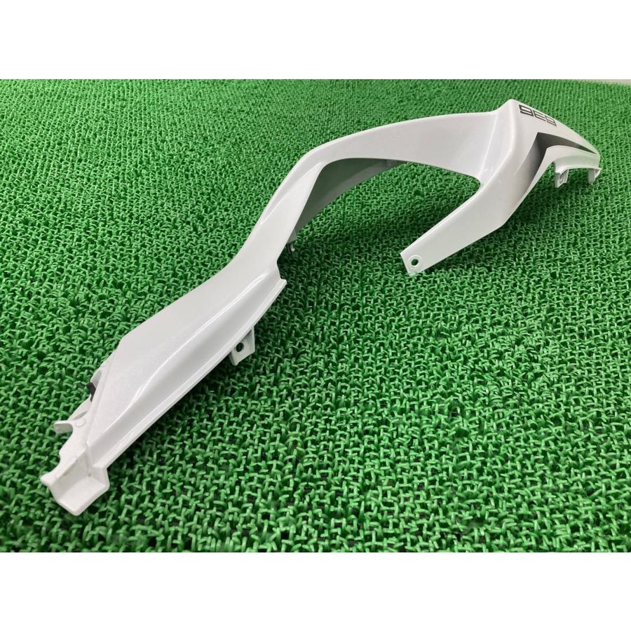 カワサキ（Kawasaki） ZX-6R シートカウル 右 パール 36041-0051 純正