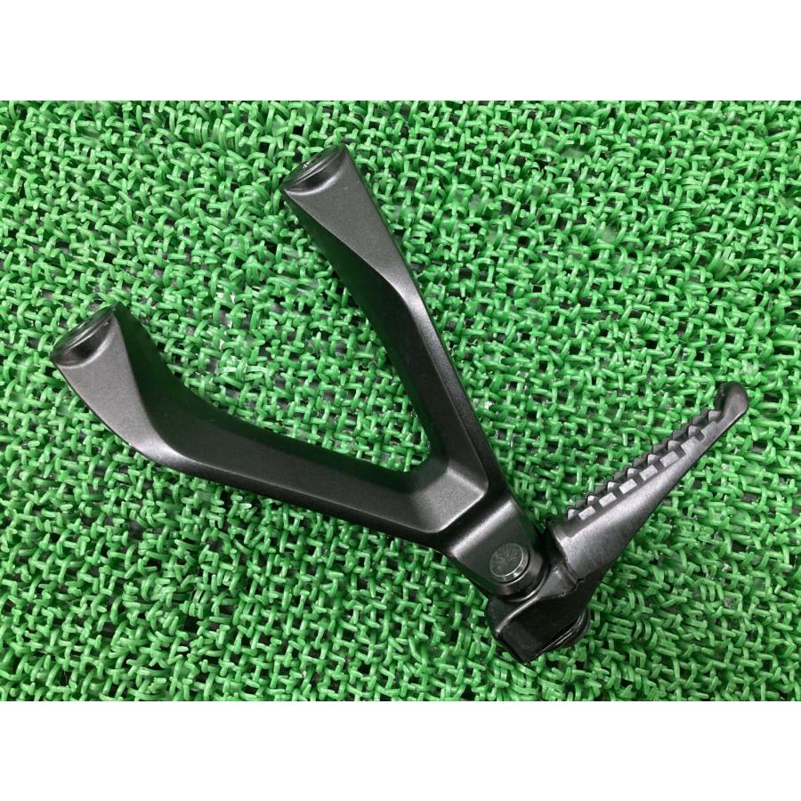 ホンダ（HONDA） CBR1000RR-RSP タンデムステップ 左 MKR 純正 中古