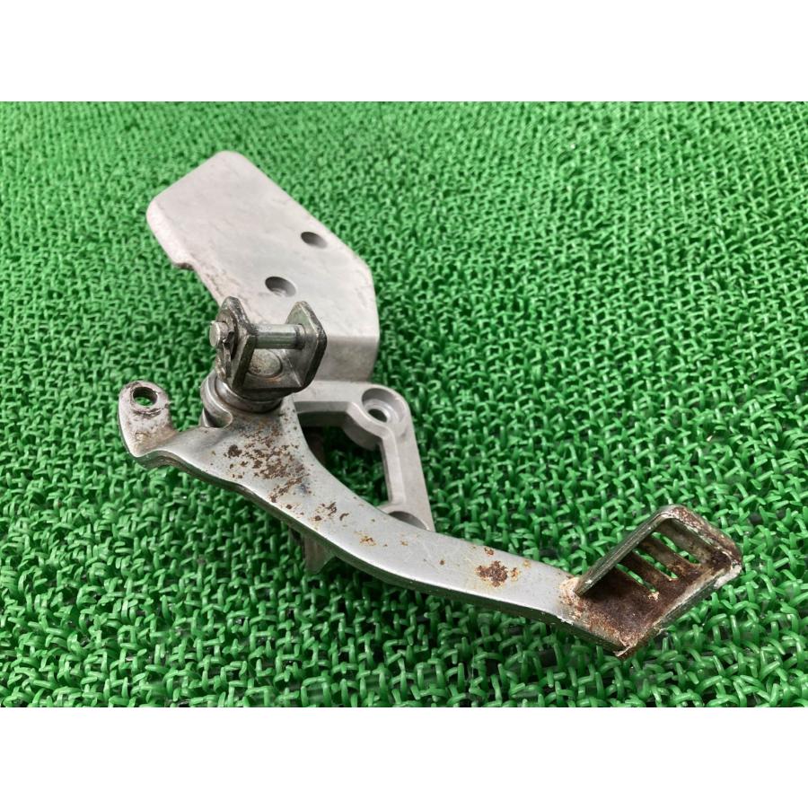 ジェイド ステップホルダー 右 KAF ホンダ 純正 中古 バイク 部品 MC23 JADE メインステップ ブレーキペダル カスタム素材に 車検 Genuine Qsの画像