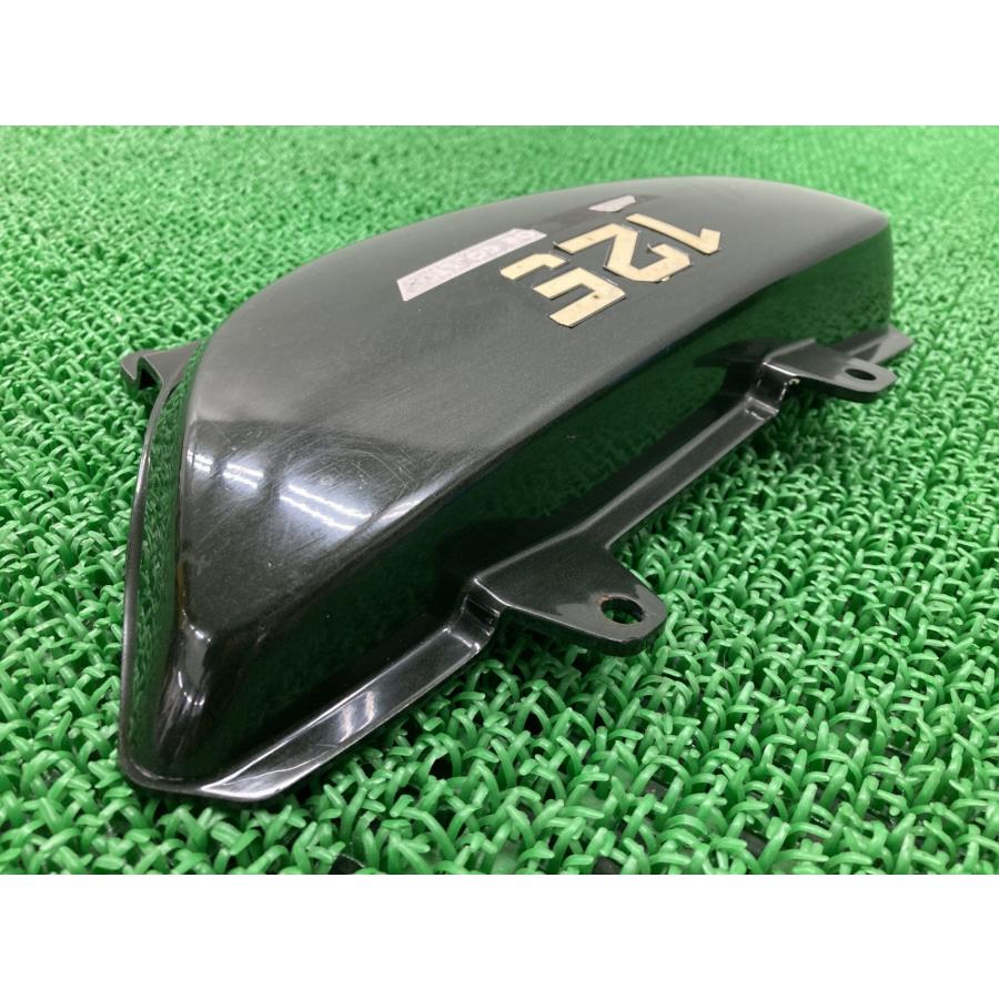 スズキ（SUZUKI） ハスラー125 サイドカバー 右 深緑M 2861 純正 中古