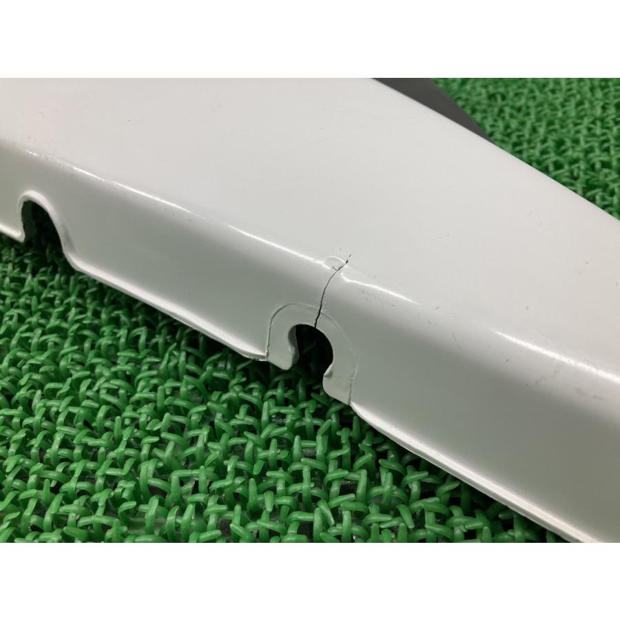 YAMAHA（ヤマハ） RZ250 サイドカバー 右 4L0 純正 中古 バイク 部品