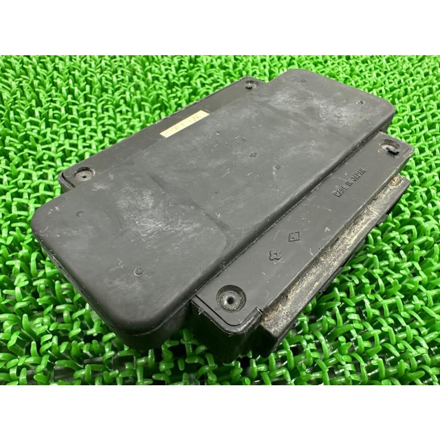 カワサキ（Kawasaki） ZZ-R250 ヒューズボックス 26021-1081 純正 中古