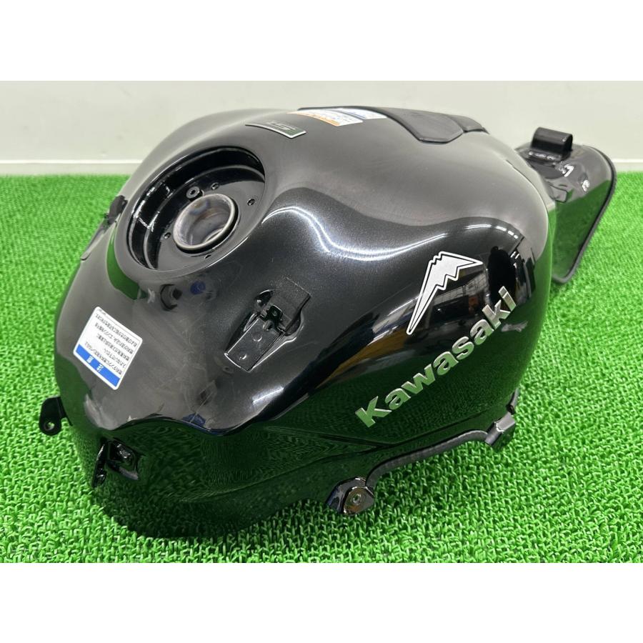 カワサキ（Kawasaki） H2SX SE タンク 黒M 純正 中古 バイク 部品