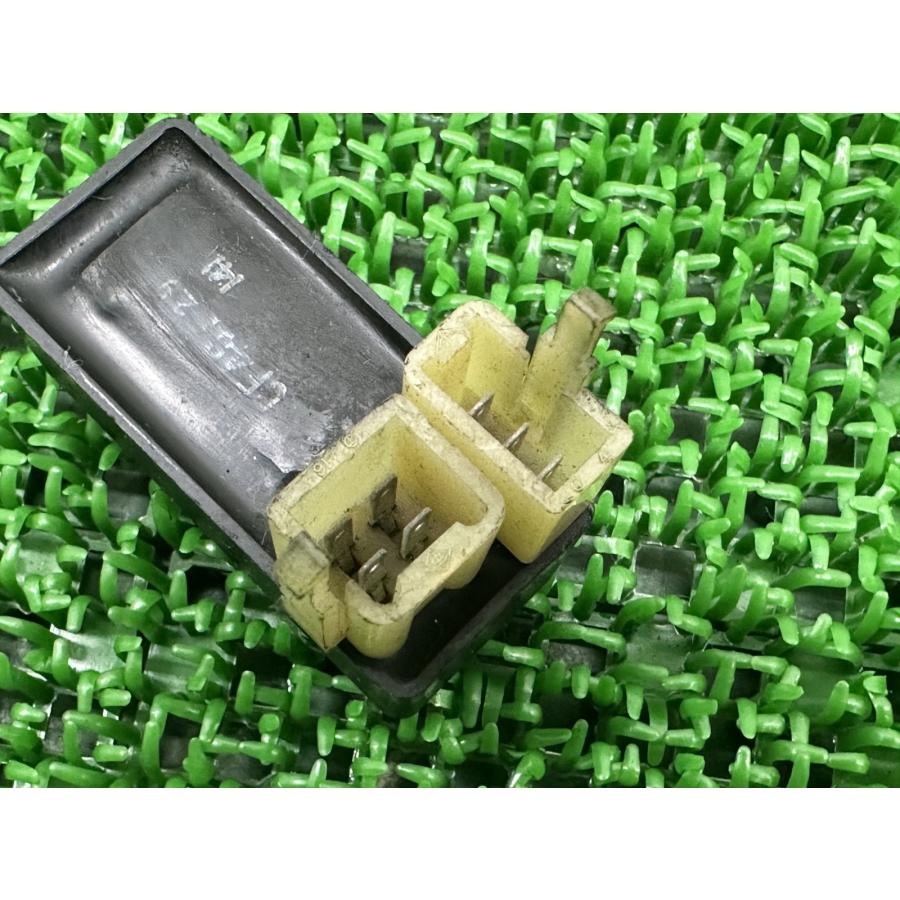 CL250S イグナイター ホンダ 純正 中古 バイク 部品 MD04 CDI スパークユニット 機能的問題なし 品薄 車検 Genuine qB ホンダ（HONDA） CL250S イグナイター 純正 中古 バイク 部品 MD04 CDI