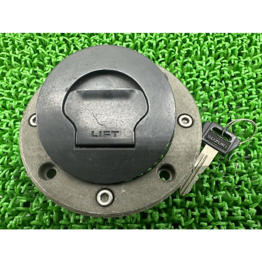 スズキ（SUZUKI） GSX400インパルス タンクキャップ 純正 中古 バイク