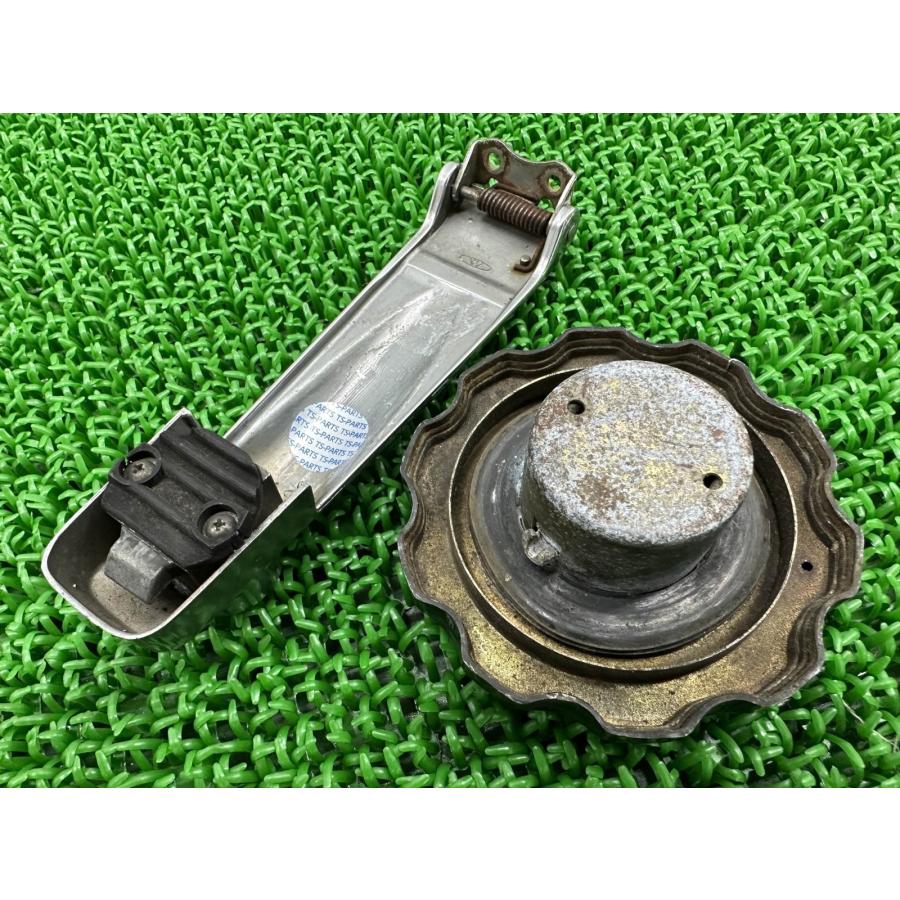 ホンダ（HONDA） CB750F タンクキャップ 純正 中古 バイク 部品 RC04
