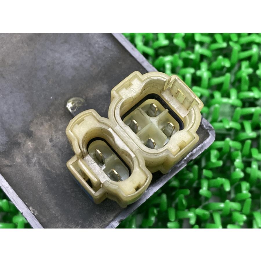 CBX125F イグナイター ホンダ 純正 中古 バイク 部品 JC11 CDI スパークユニット 機能的問題なし 品薄 車検 Genuine Ppの画像