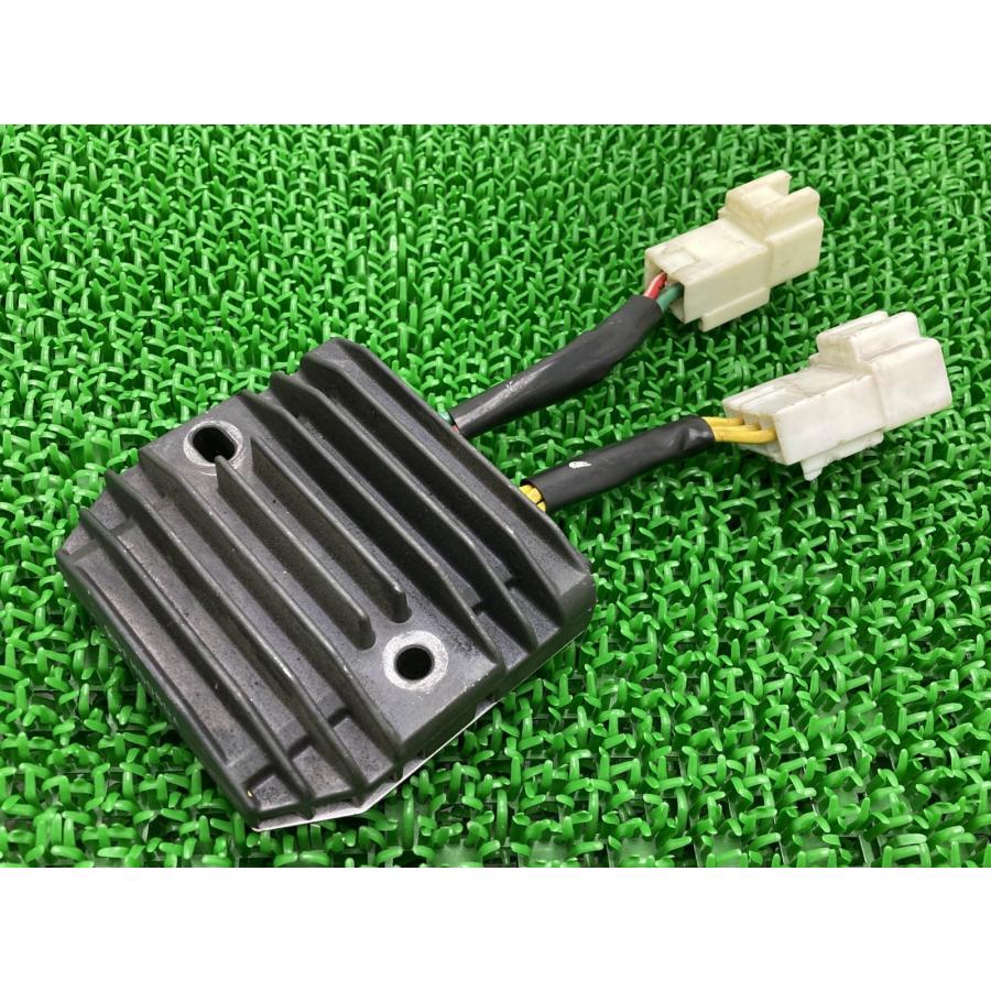 ホンダ（HONDA） フォルツァ レギュレター 純正 中古 バイク 部品 MF08 