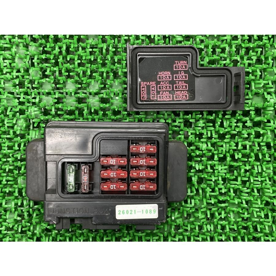 カワサキ（Kawasaki） ZZ-R400 ヒューズボックス 26021-1089 純正 中古