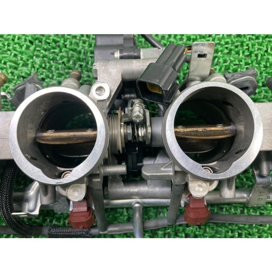 カワサキ（Kawasaki） ZX-14R スロットルボディ 純正 中古 バイク 部品