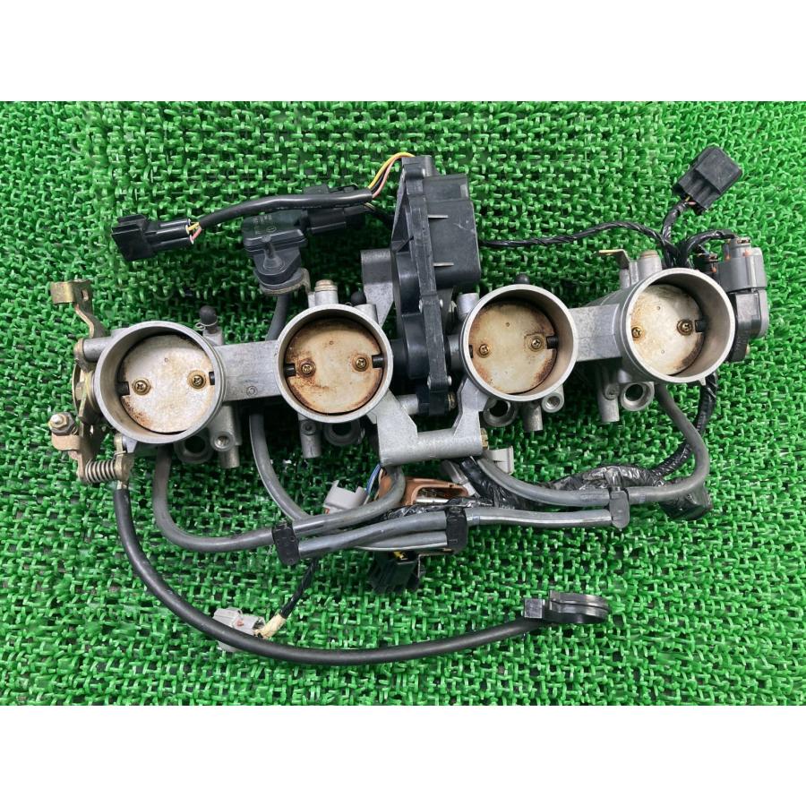 1400GTR スロットルボディ K572 カワサキ 純正 中古 バイク 部品 ZGT40A インジェクター おすすめ品 機能的問題なし 品薄 tJ カワサキ（Kawasaki） 1400GTR スロットルボディ K572 純正 中古