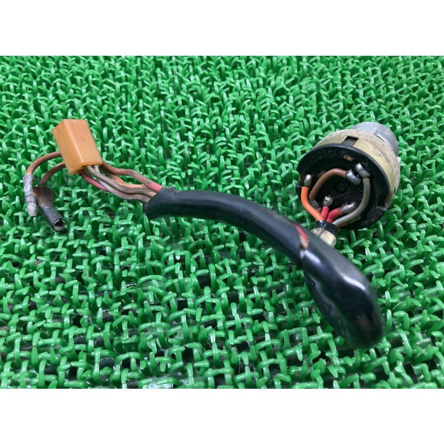 GT380キーシリンダー スズキ（SUZUKI） GT380 メインキーシリンダー 純正 中古 バイク 部品