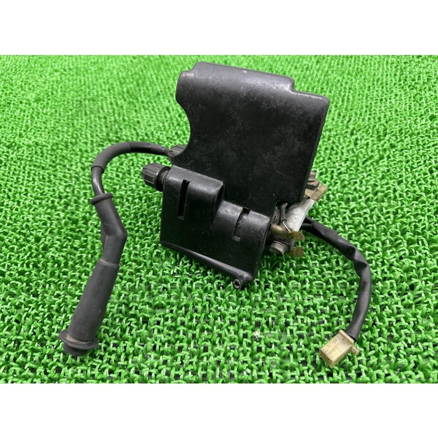 VT250F イグニッションコイル CS82-TR1 ホンダ 純正 中古 バイク 部品 MC08 カバー セット 機能的問題なし 品薄 車検 Genuine dB_2