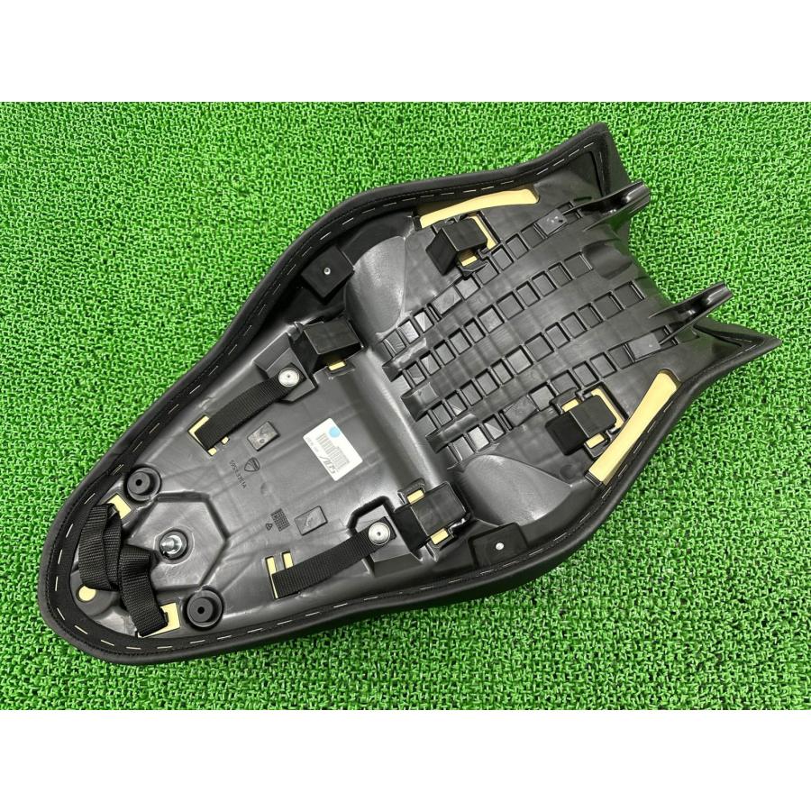 DUCATI（ドゥカティ） モンスター1200 シート 595.1.331.1A 純正 中古