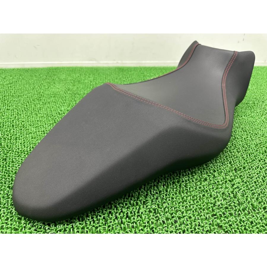 モンスター1200S シート 595.1.331.1A ドゥカティ 純正 中古 59513311A 未使用品 gQ DUCATI（ドゥカティ） モンスター1200S シート 595.1.331.1A 純正 中古