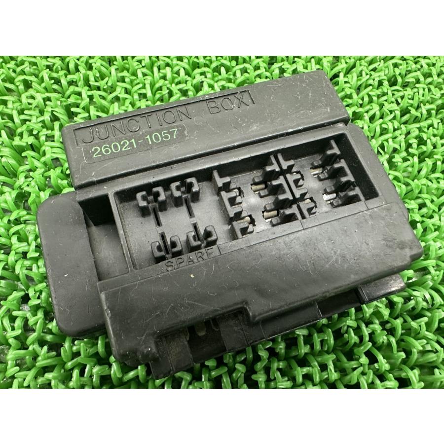 カワサキ（Kawasaki） ゼファー400 ヒューズボックス 26021-1057 純正