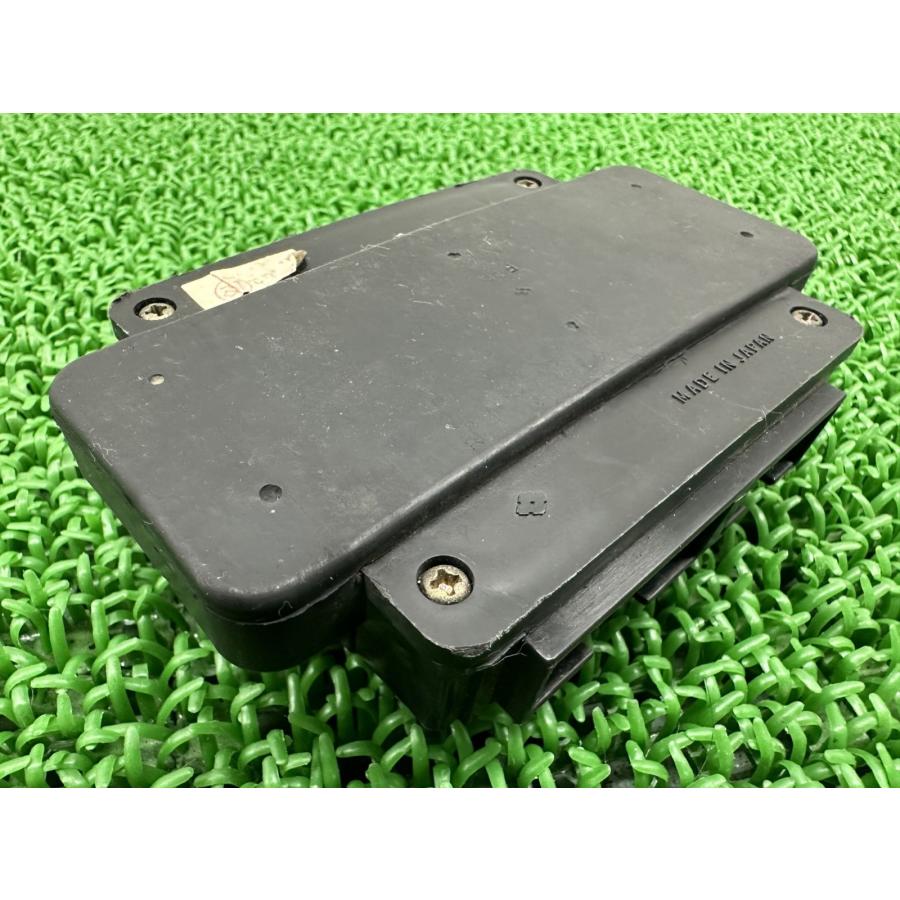 カワサキ（Kawasaki） ZZ-R400 ヒューズボックス 純正 中古 バイク