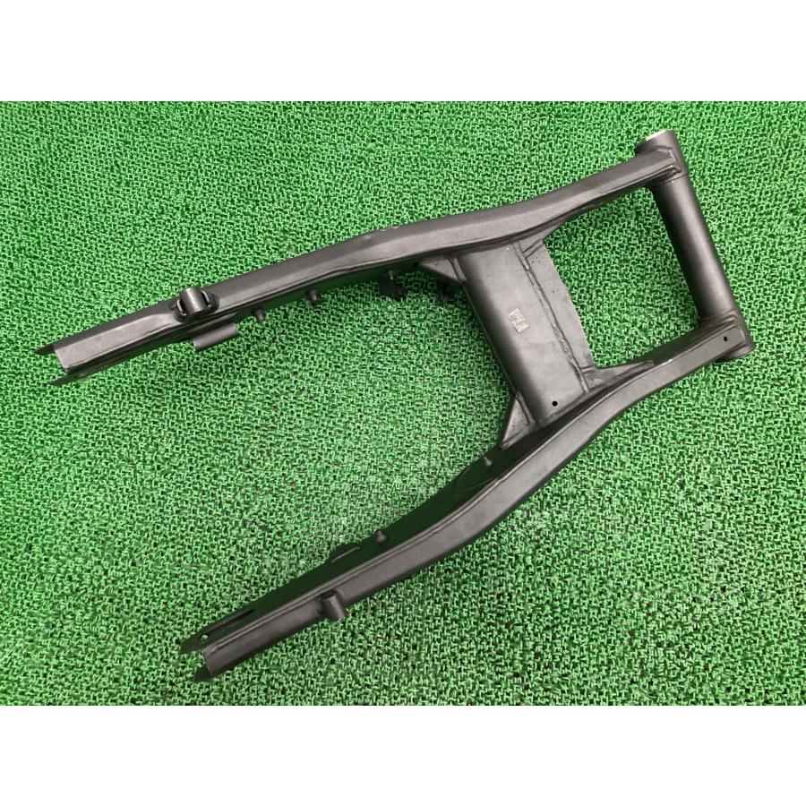 カワサキ（Kawasaki） ZX-25R スイングアーム 純正 中古 バイク 部品