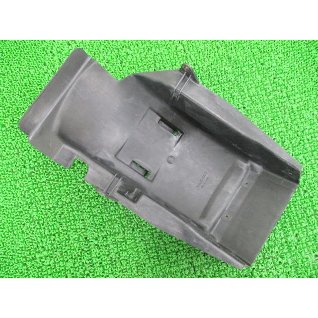 カワサキ（Kawasaki） GPZ400R インナーリアフェンダー 35023-1129