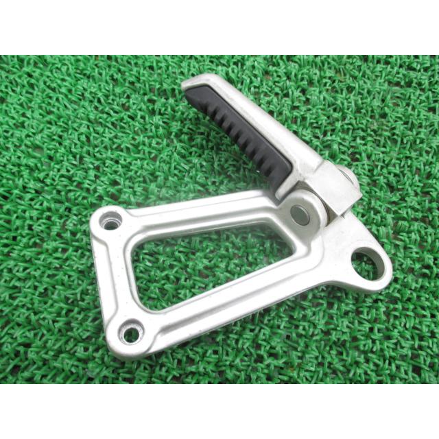 カワサキ（Kawasaki） GPZ1100 タンデムステップホルダー 左 純正 中古
