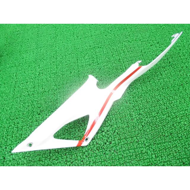 848 サイドカウル 右 48032293A ドゥカティ 純正 中古 バイク 部品 1098 1198にも サーキット練習用に コケキズ無し 修復素材に 58 ドゥカティ848 サイドカウル 左 白 社外 中古 バイク 部品 1098 1198